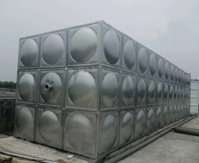 不銹鋼水箱廠家，哪家安裝質(zhì)量好